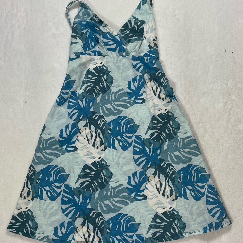Patagonia Tropical Patterned Dress. Casual, vacation, beachy, summer vibes